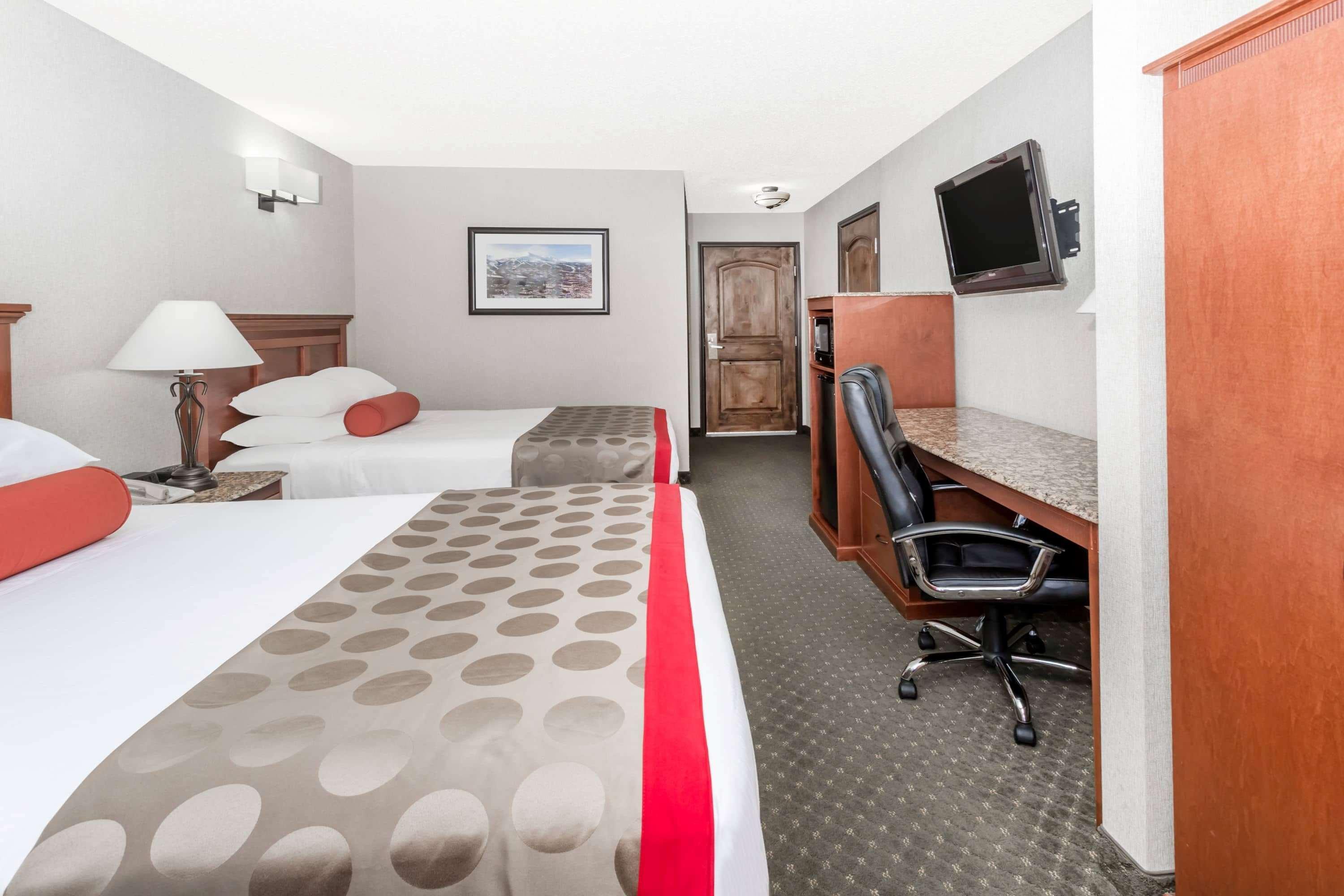 Отель Ramada By Wyndham Фриско Экстерьер фото