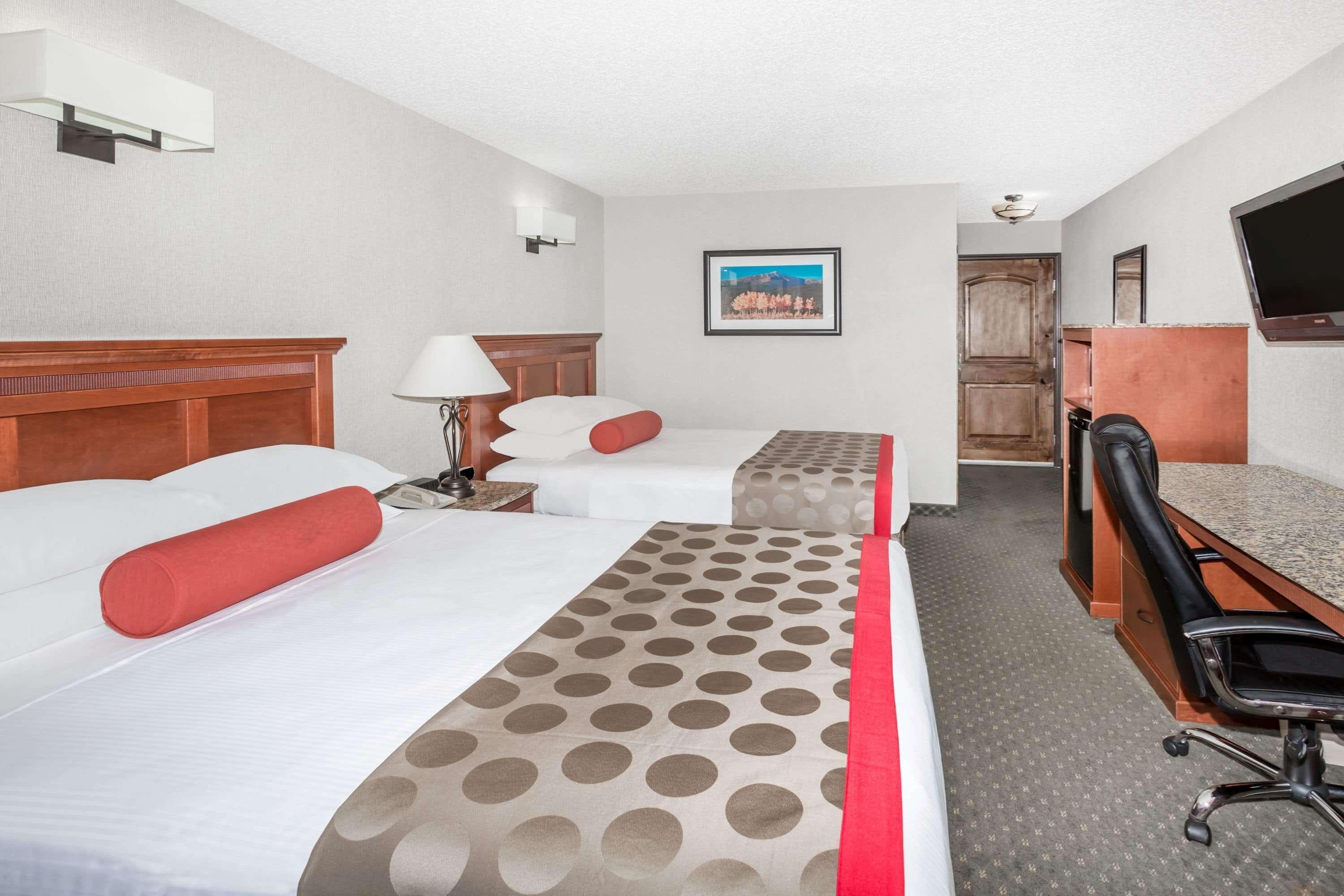 Отель Ramada By Wyndham Фриско Экстерьер фото