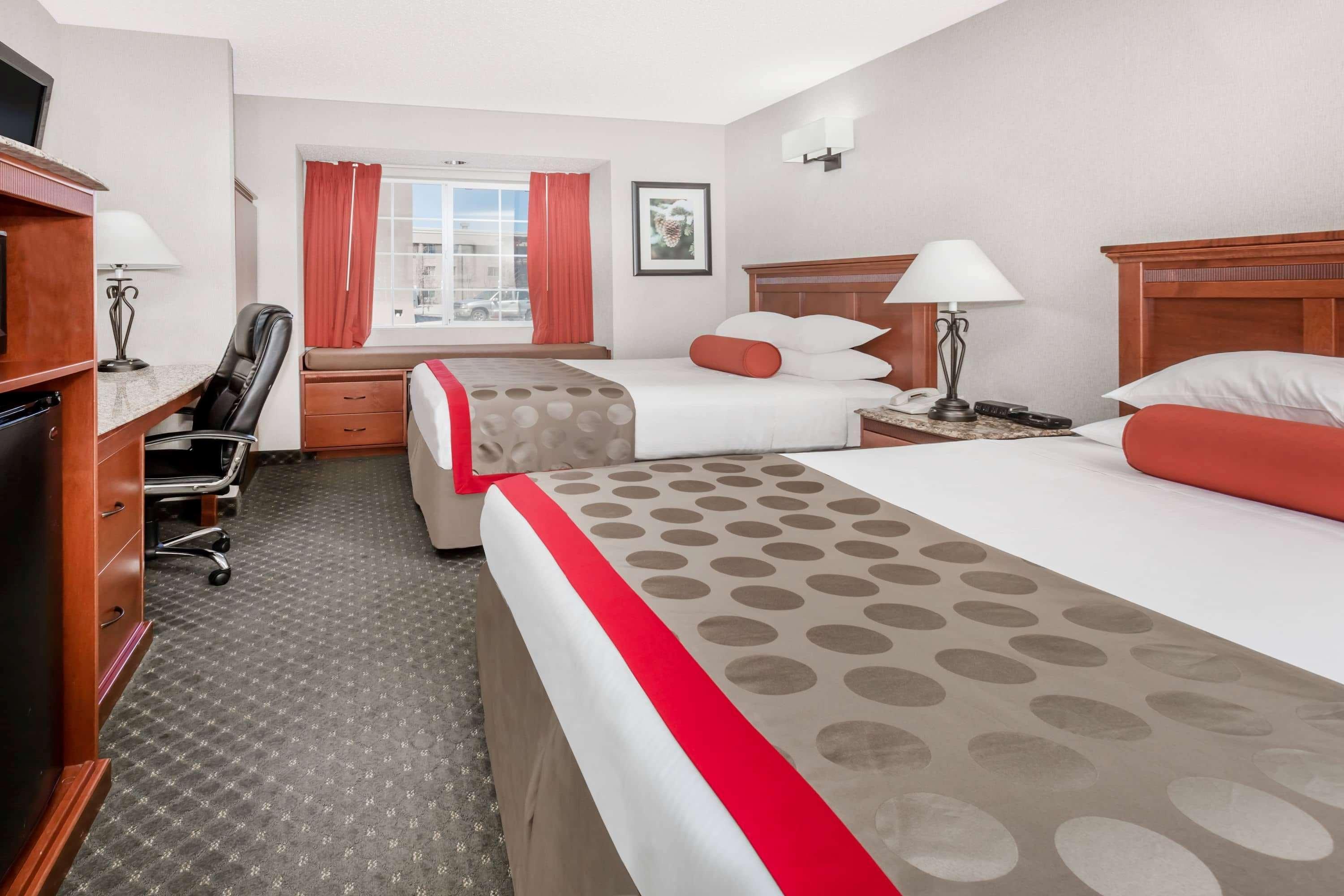 Отель Ramada By Wyndham Фриско Экстерьер фото